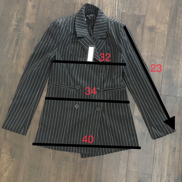Romeo & Juliet Couture Pinstriped Blazer sz Small - Picture 6 of 6